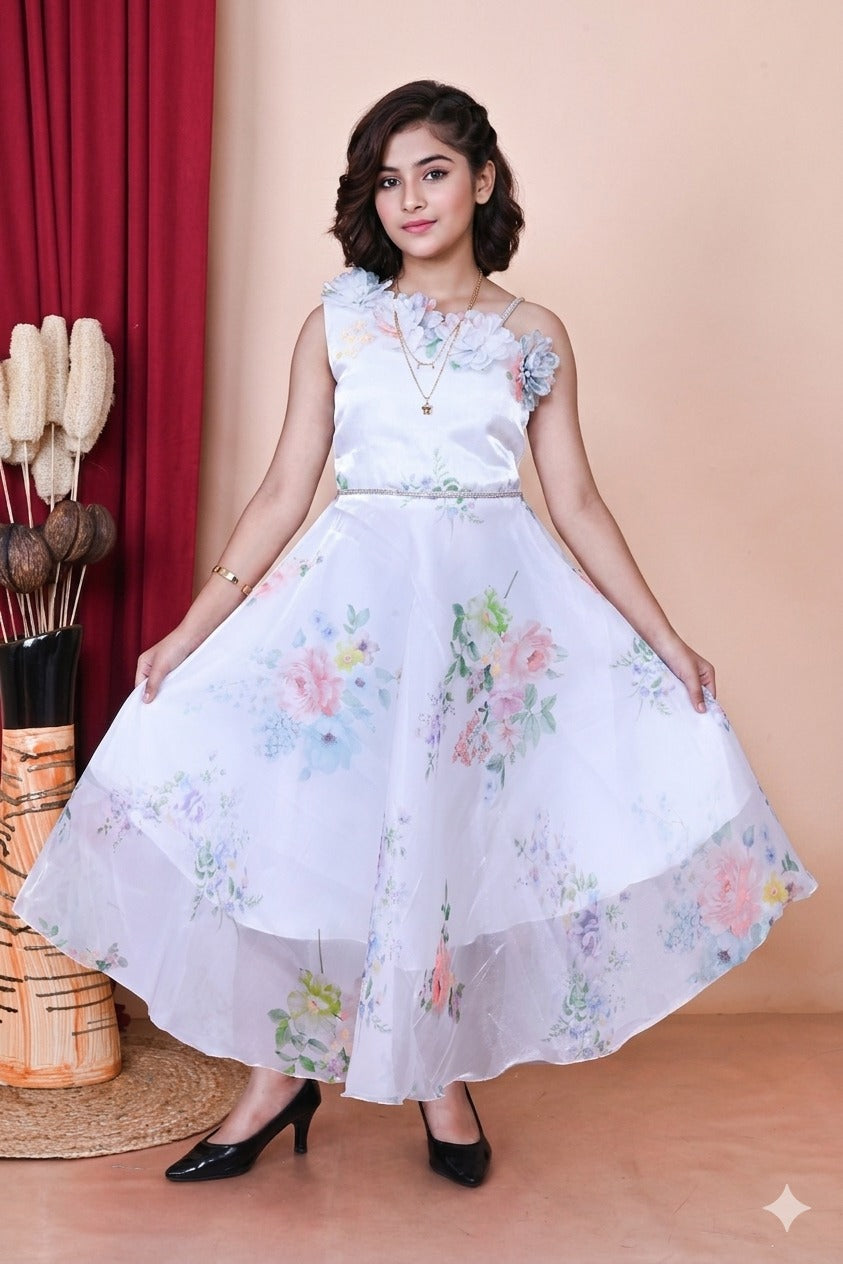 WHITE GOWN